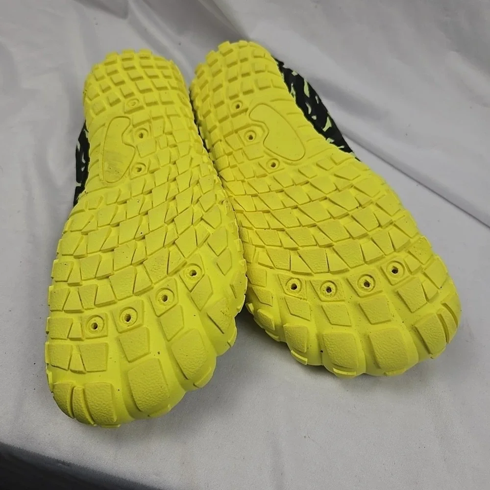 Centipede Demon Water Shoes for Kids Quick Dry Aqua Barefoot Beach‎ Size 5.5